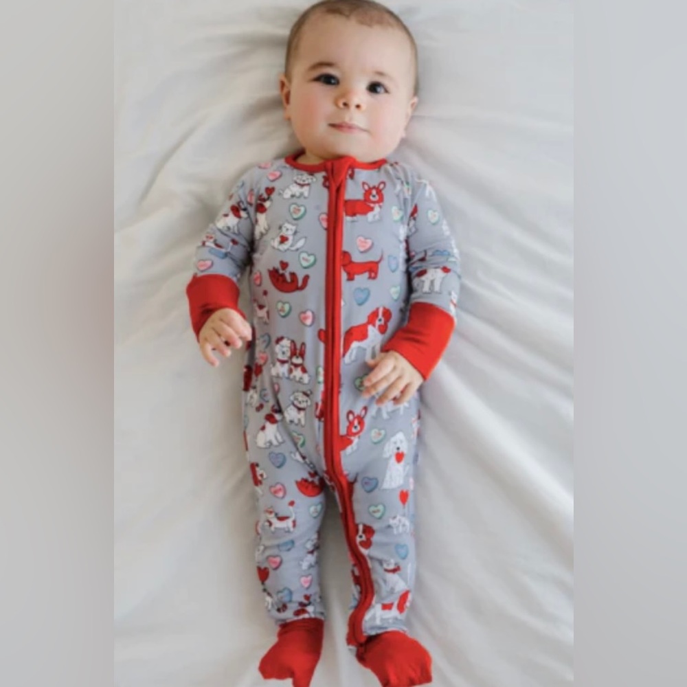 Little sleepies furever valentine footie